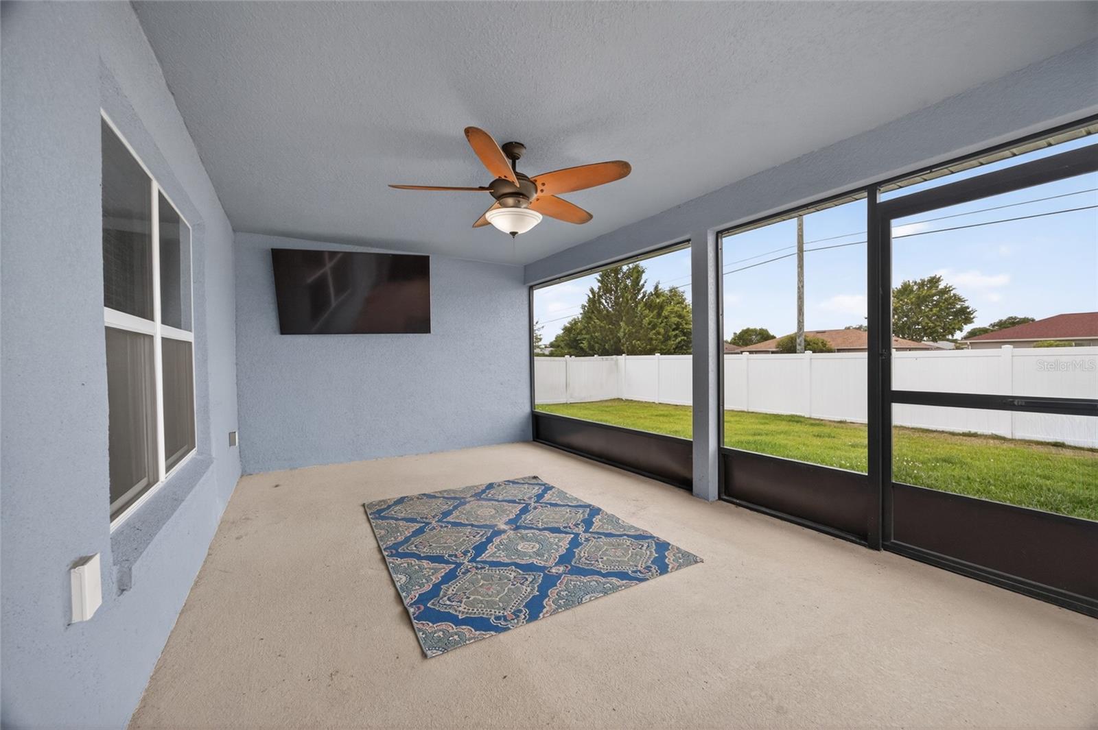 Image 35 of 40 For 8356 59th Terrace