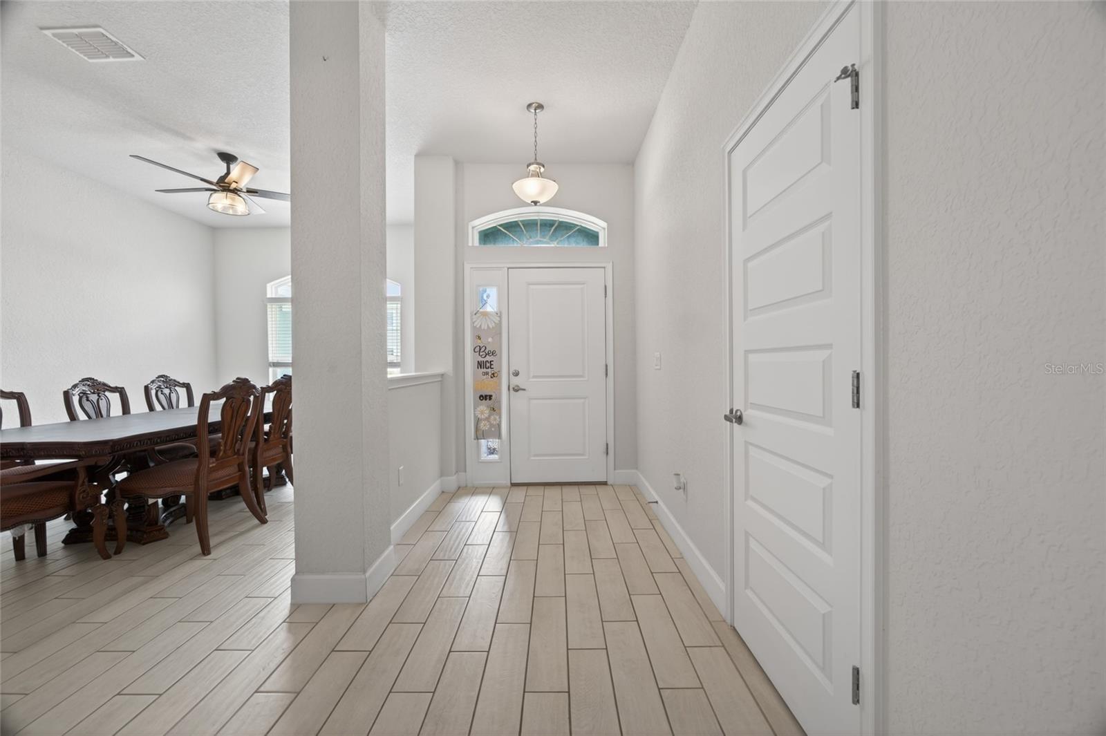 Image 4 of 40 For 8356 59th Terrace