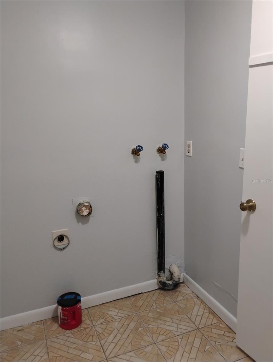 Image 22 of 29 For 10090 Citrus Springs Boulevard