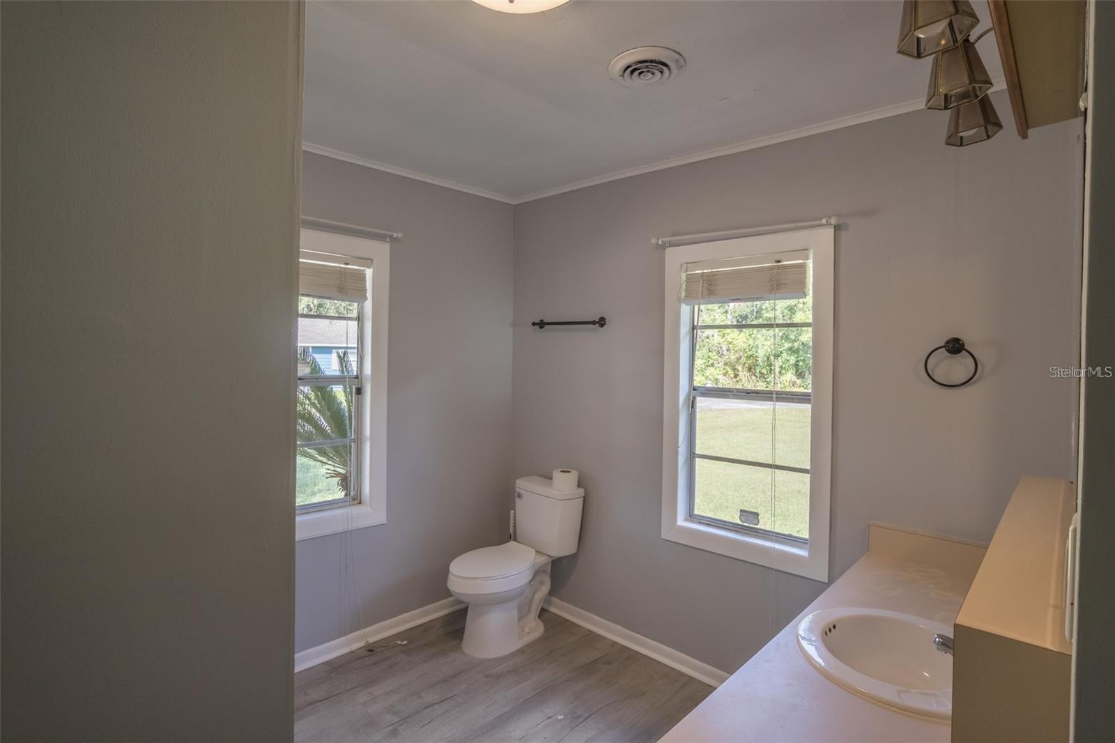 Image 7 of 25 For 2023 7th Avenue