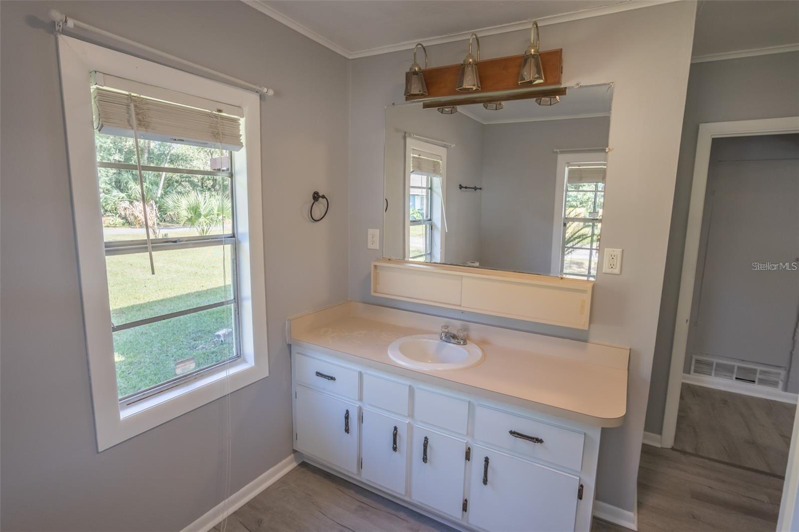 Image 9 of 25 For 2023 7th Avenue