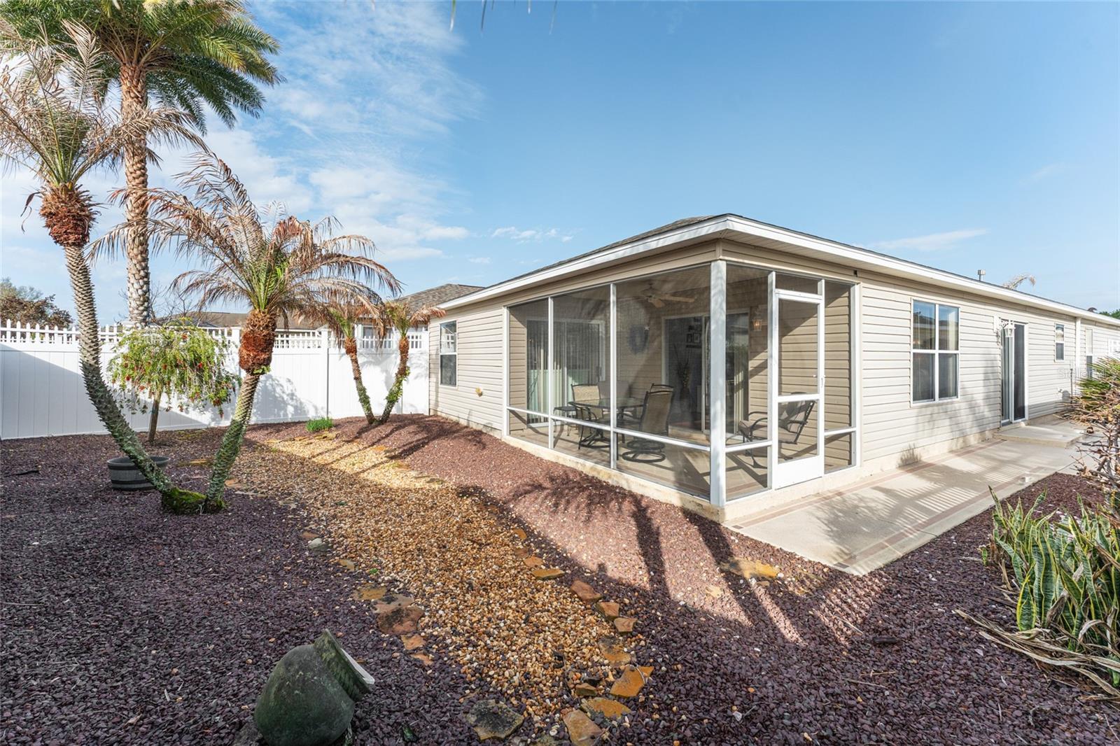 Image 22 of 28 For 2367 Camden Terrace