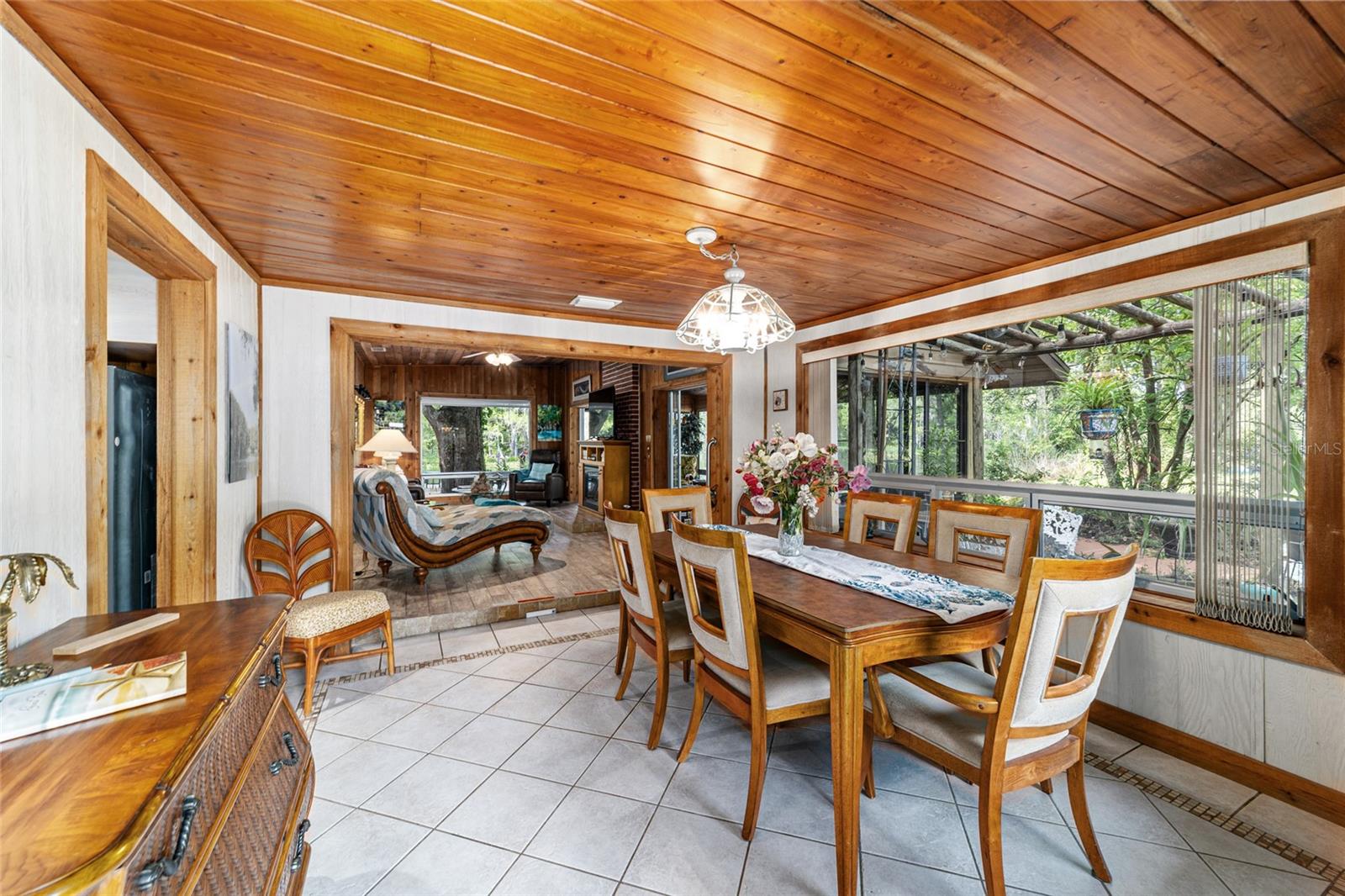 Image 14 of 72 For 11144 190th Avenue