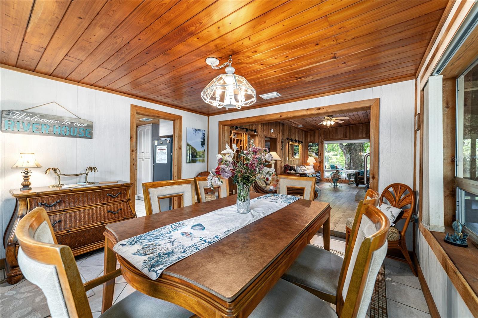 Image 15 of 72 For 11144 190th Avenue