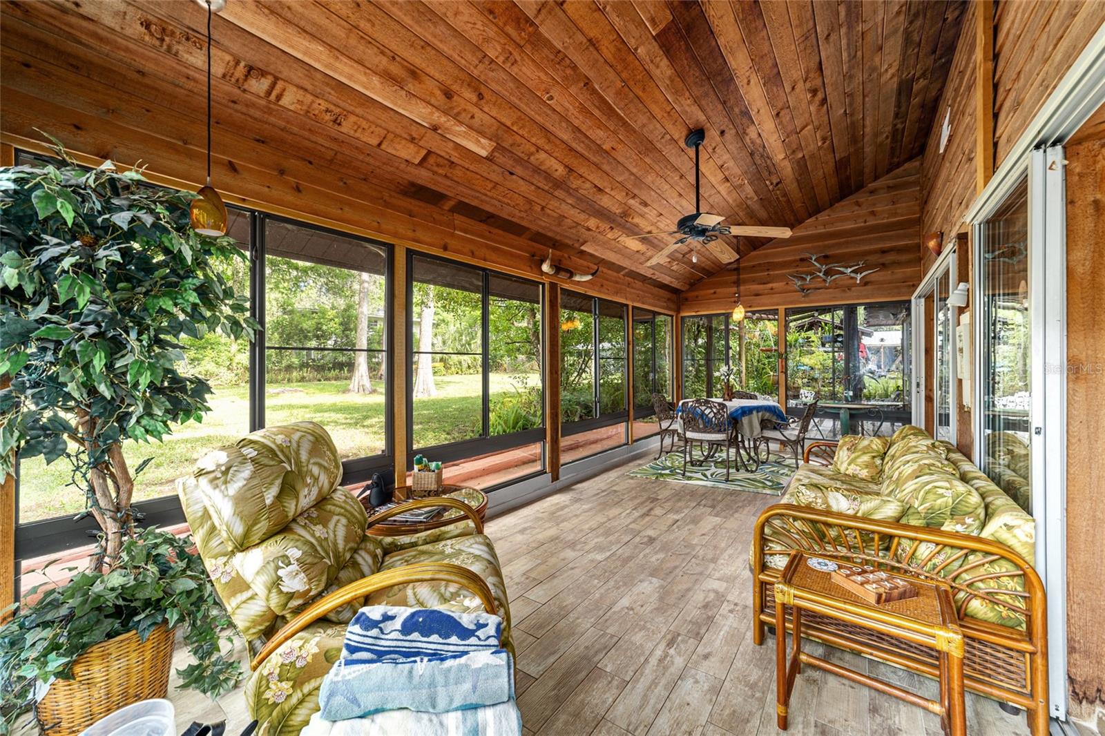 Image 23 of 72 For 11144 190th Avenue