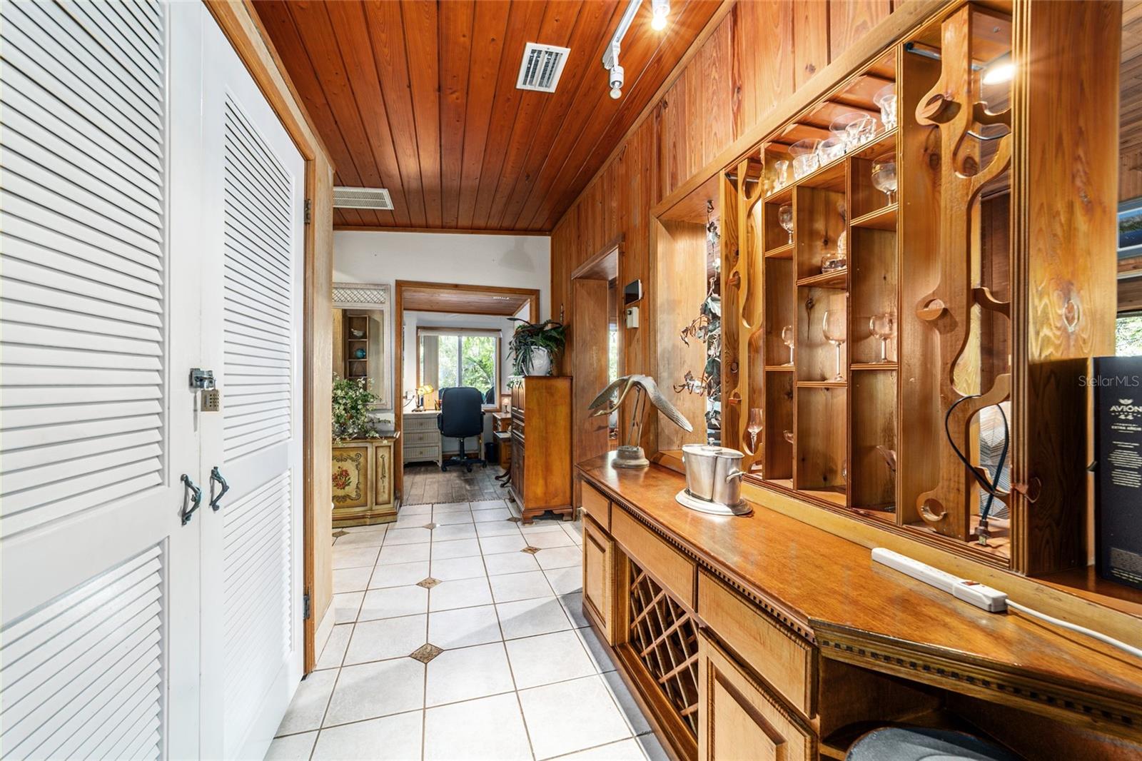 Image 27 of 72 For 11144 190th Avenue