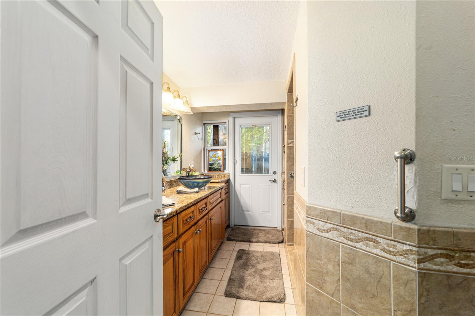 Image 34 of 72 For 11144 190th Avenue