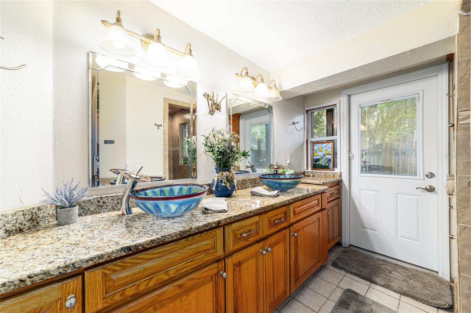 Image 35 of 72 For 11144 190th Avenue