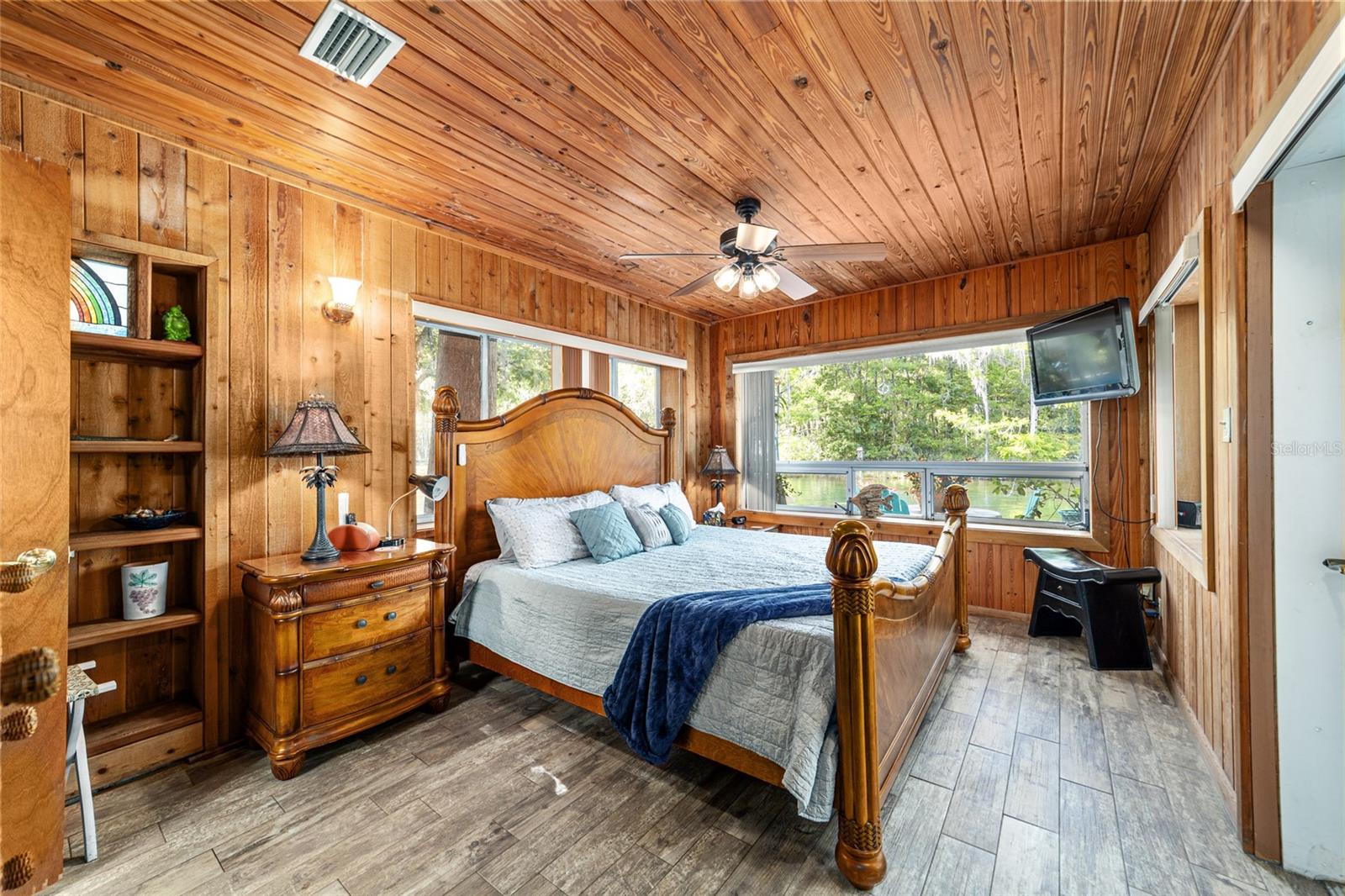 Image 38 of 72 For 11144 190th Avenue