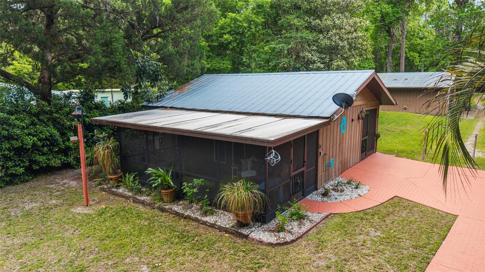 Image 57 of 72 For 11144 190th Avenue