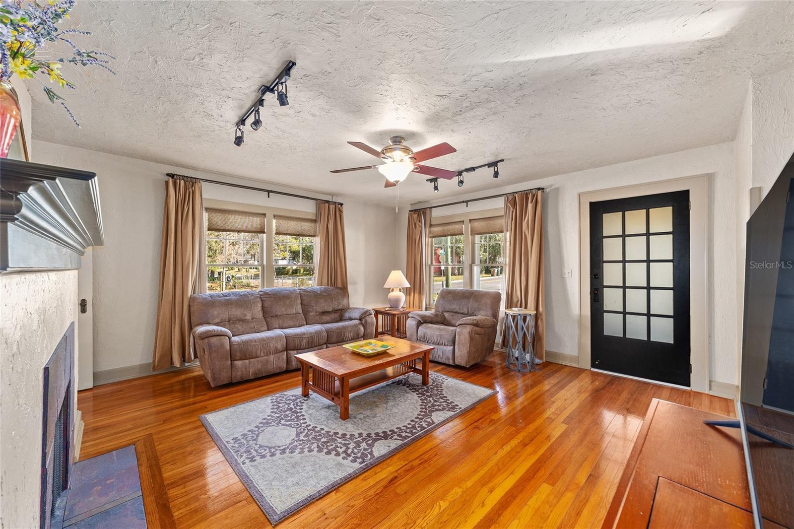 Image 13 of 41 For 114 11th Avenue