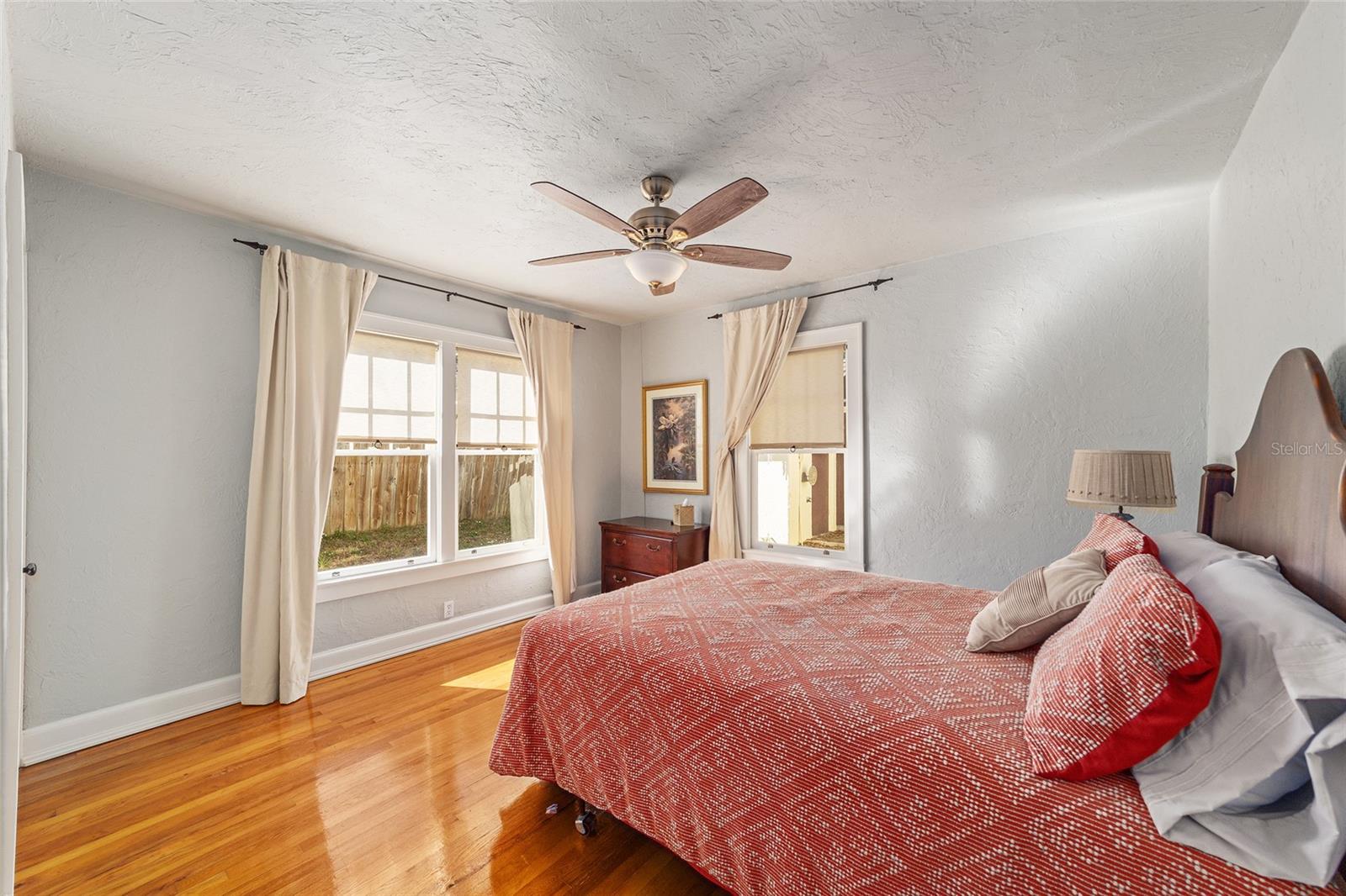 Image 33 of 41 For 114 11th Avenue