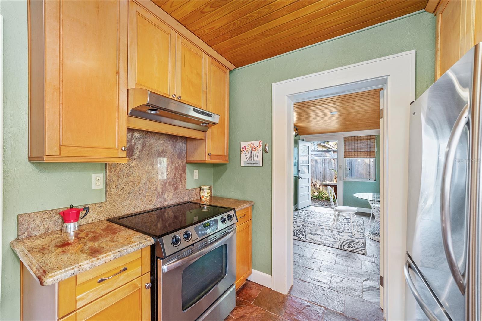 Image 35 of 41 For 114 11th Avenue