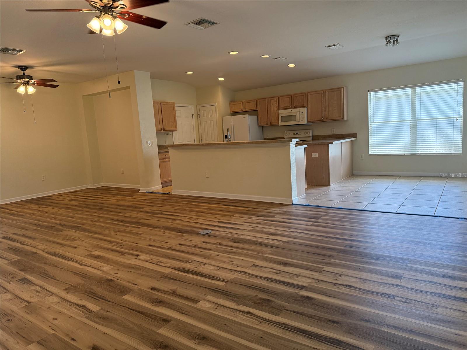 Image 3 of 18 For 4304 54 Court