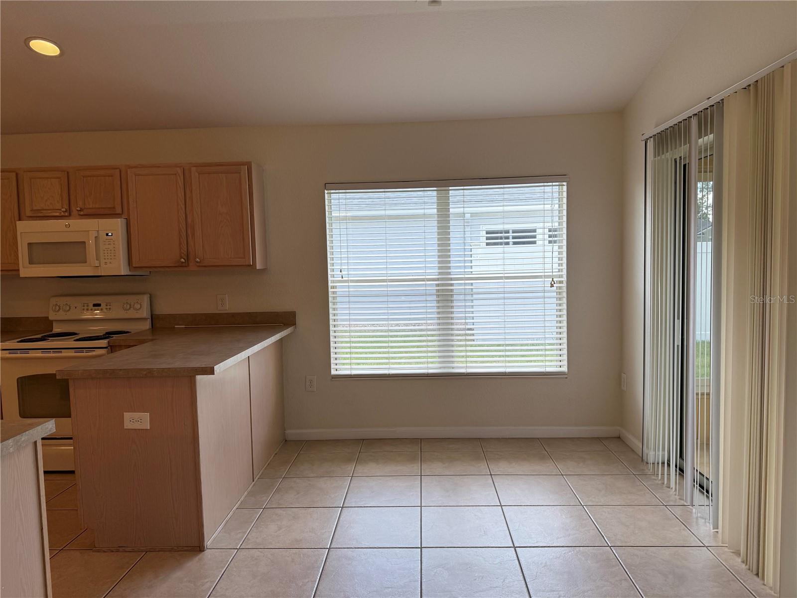 Image 7 of 18 For 4304 54 Court