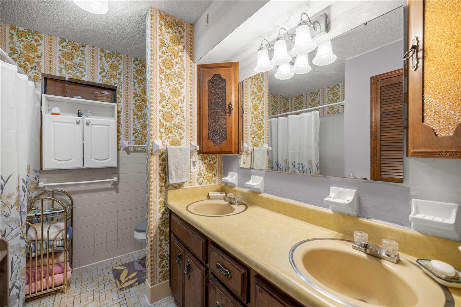 Image 18 of 32 For 4315 10th Place