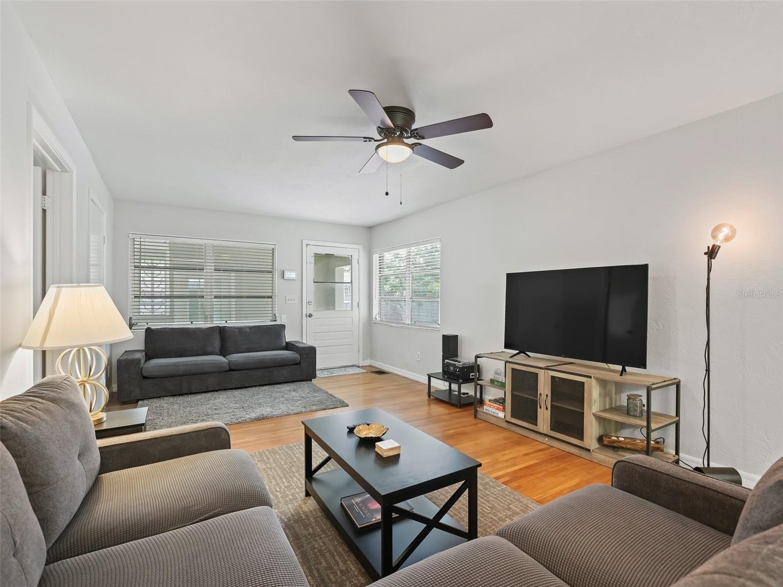 Image 12 of 37 For 1520 12th Street