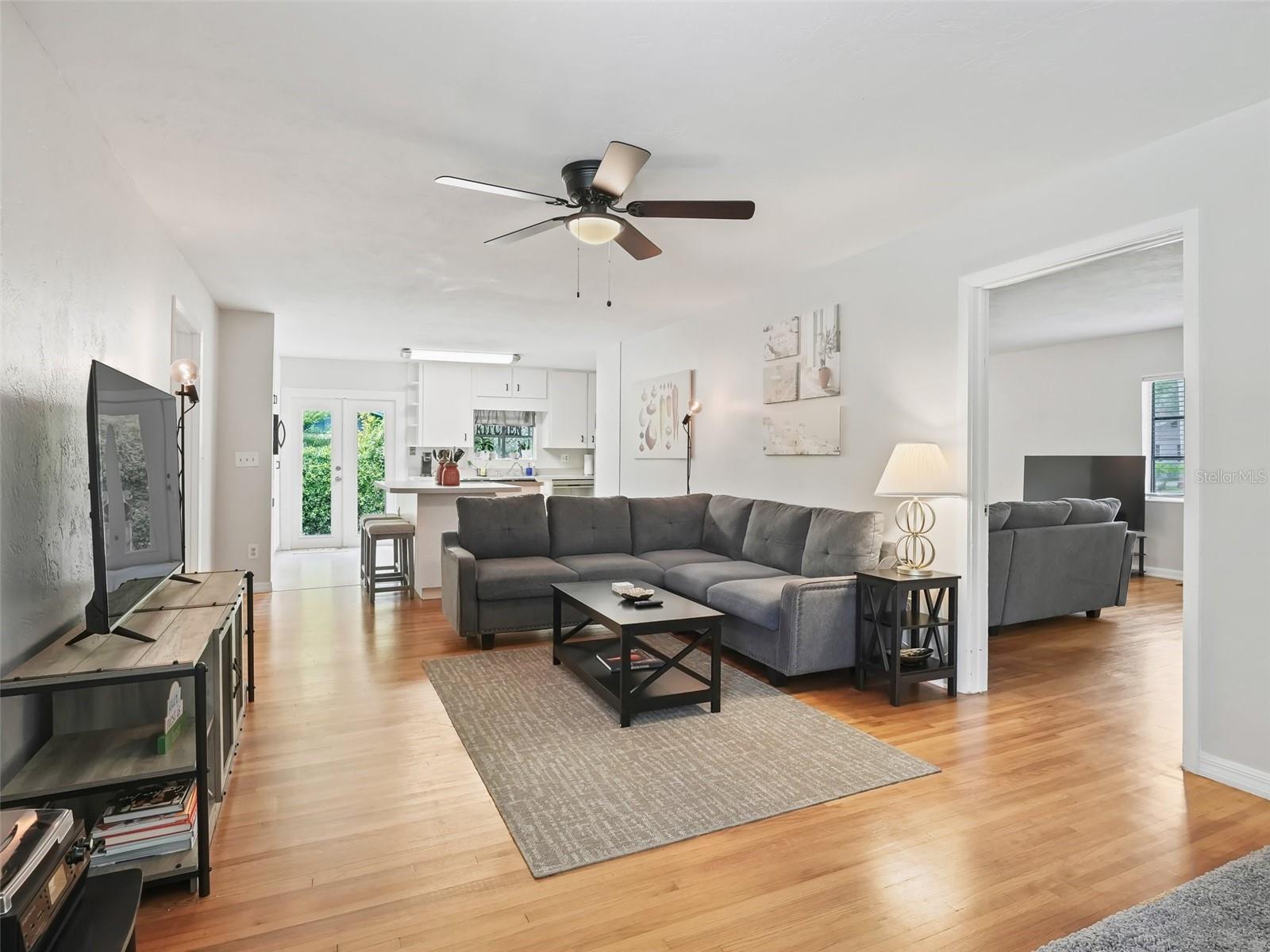 Image 14 of 37 For 1520 12th Street