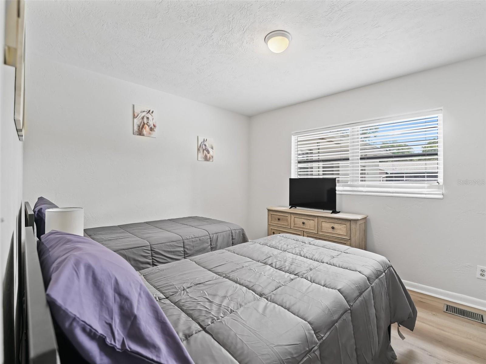 Image 20 of 37 For 1520 12th Street