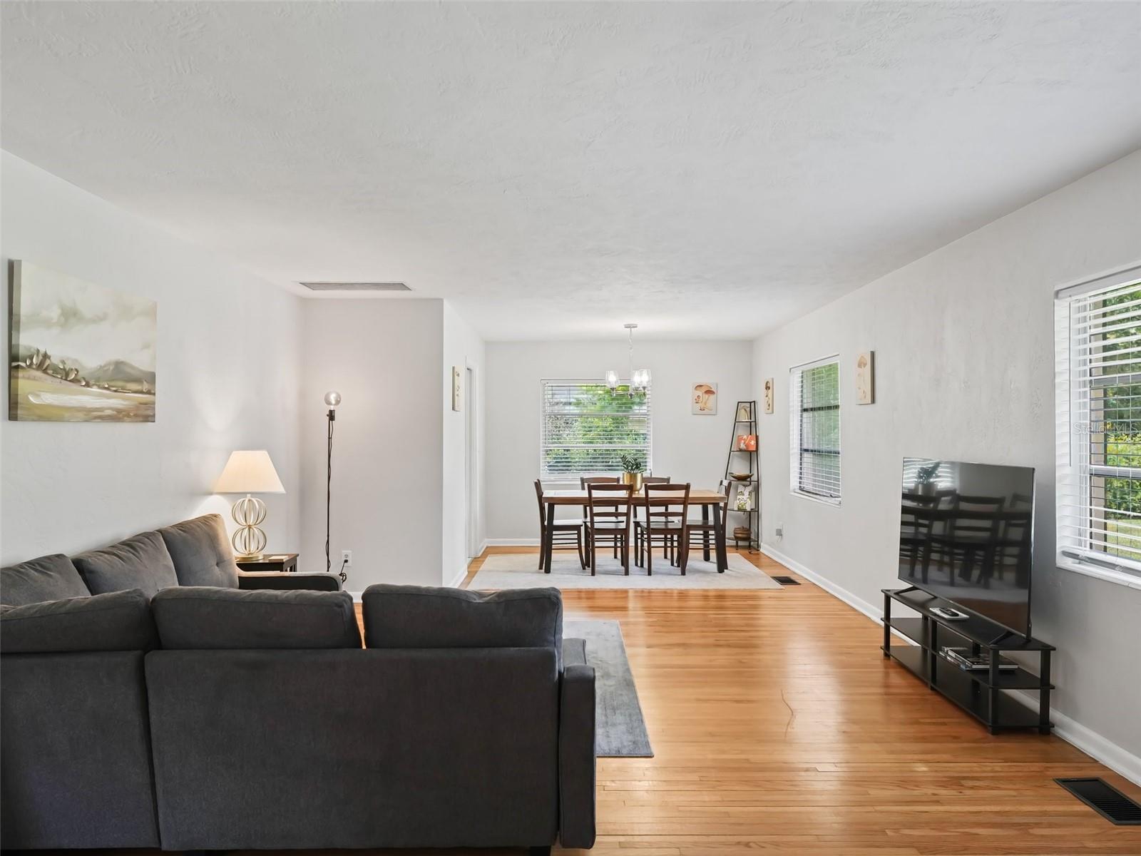 Image 4 of 37 For 1520 12th Street