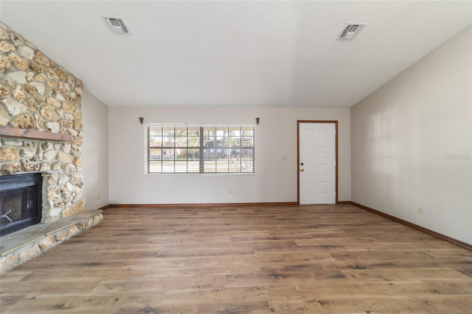 Image 12 of 58 For 3345 43rd Place