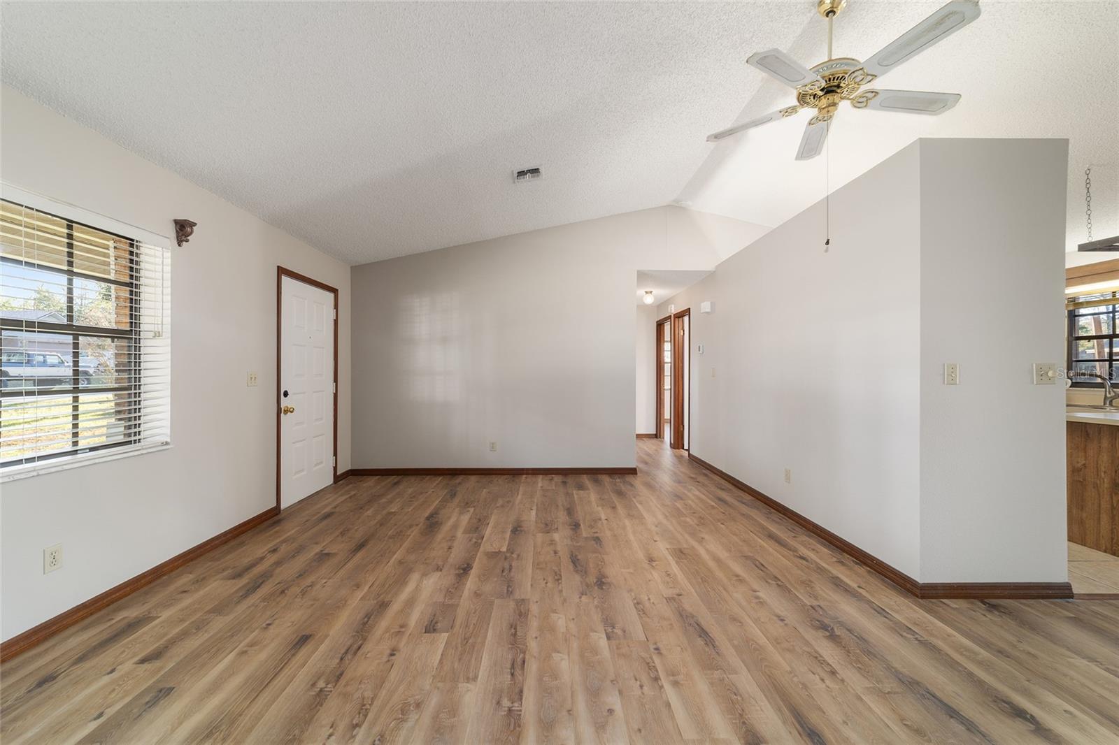 Image 14 of 58 For 3345 43rd Place