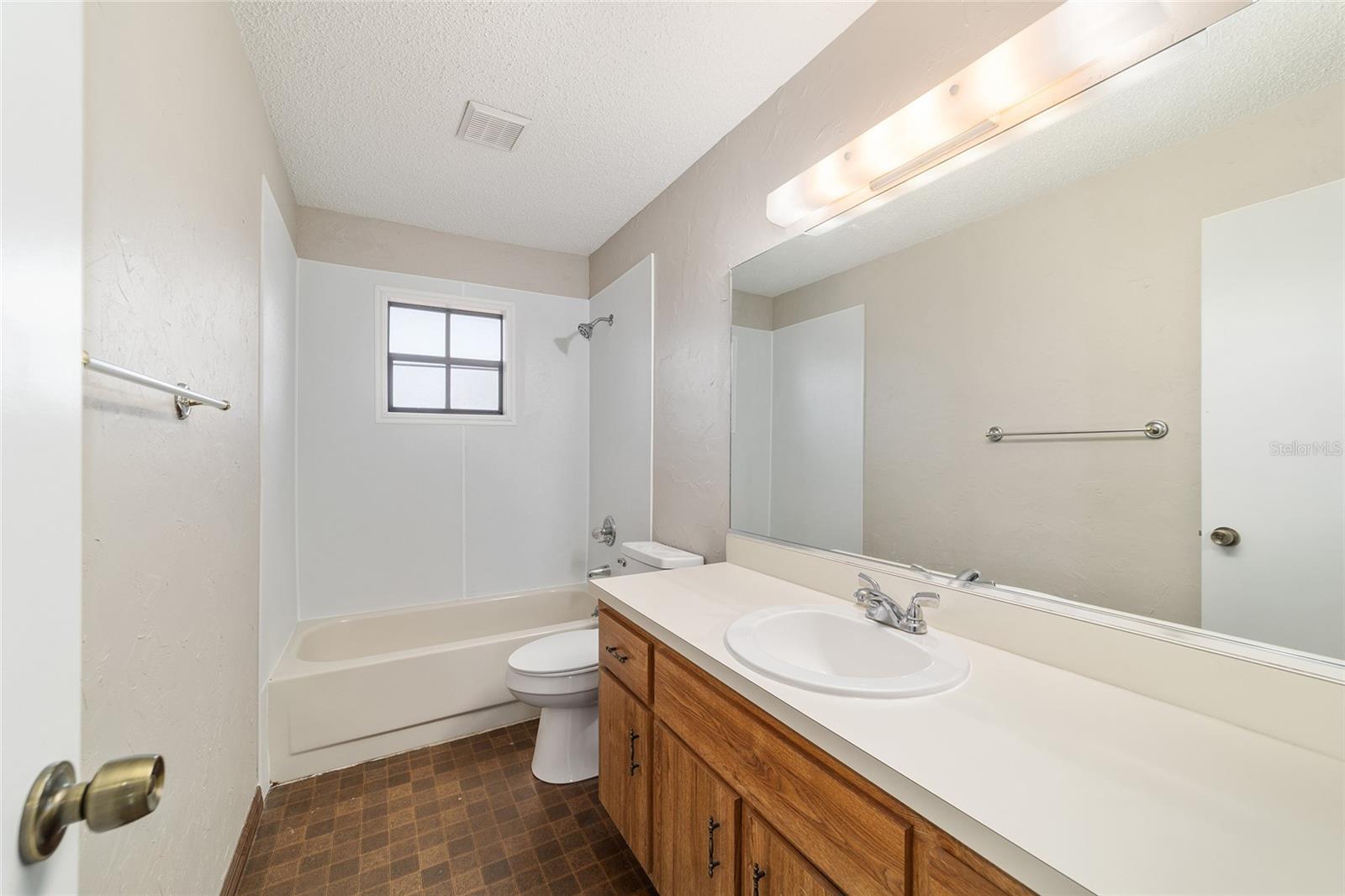 Image 37 of 58 For 3345 43rd Place