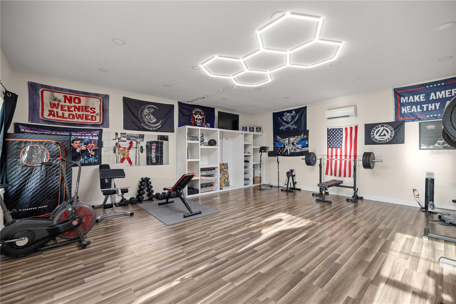 Image 24 of 30 For 1205 48th Avenue Road