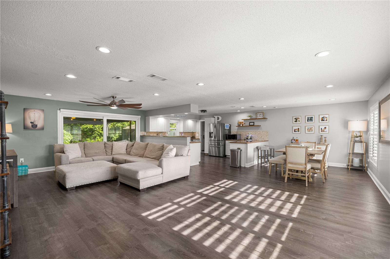 Image 5 of 30 For 1205 48th Avenue Road