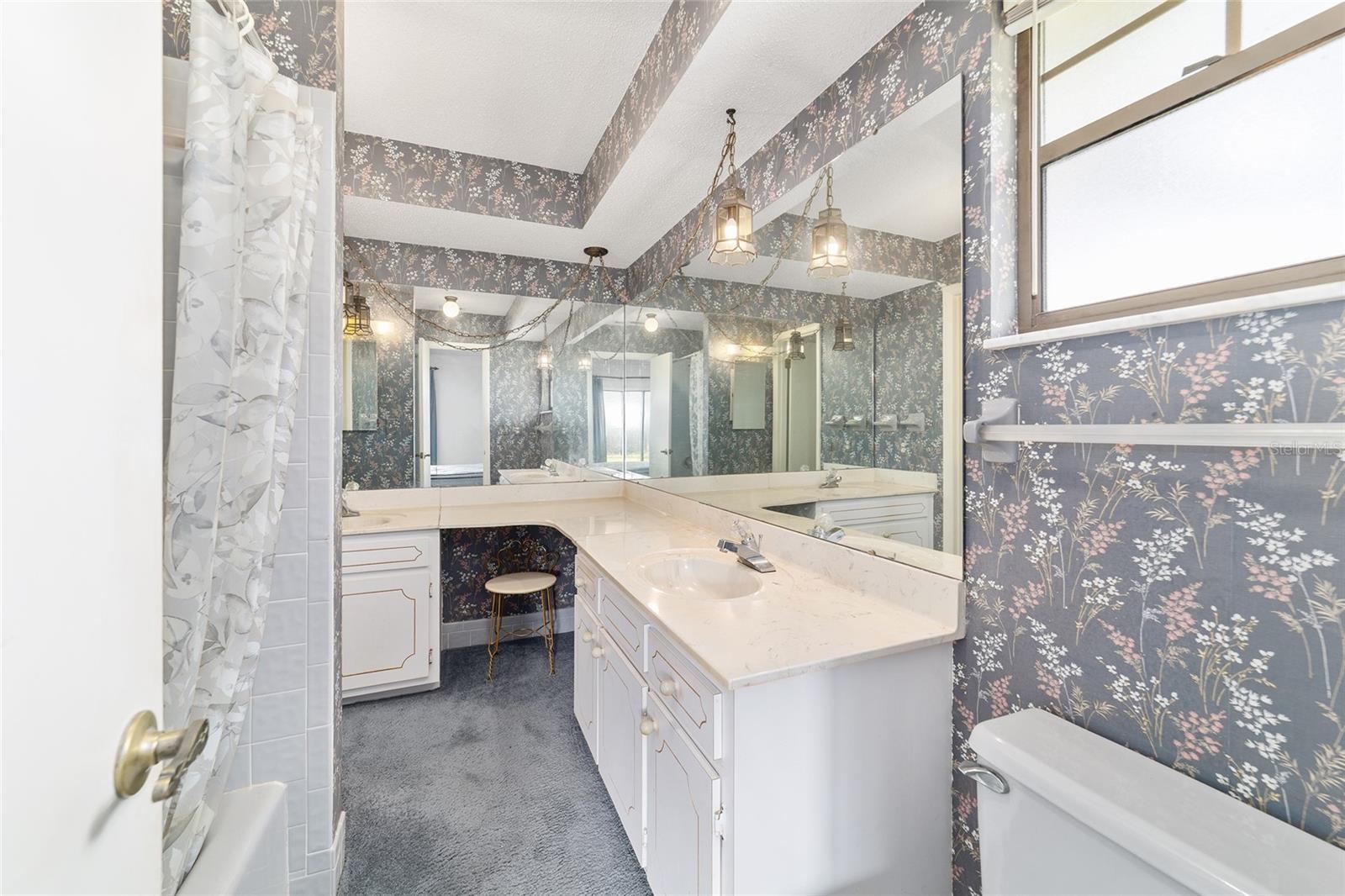 Image 16 of 76 For 2701 36th Street