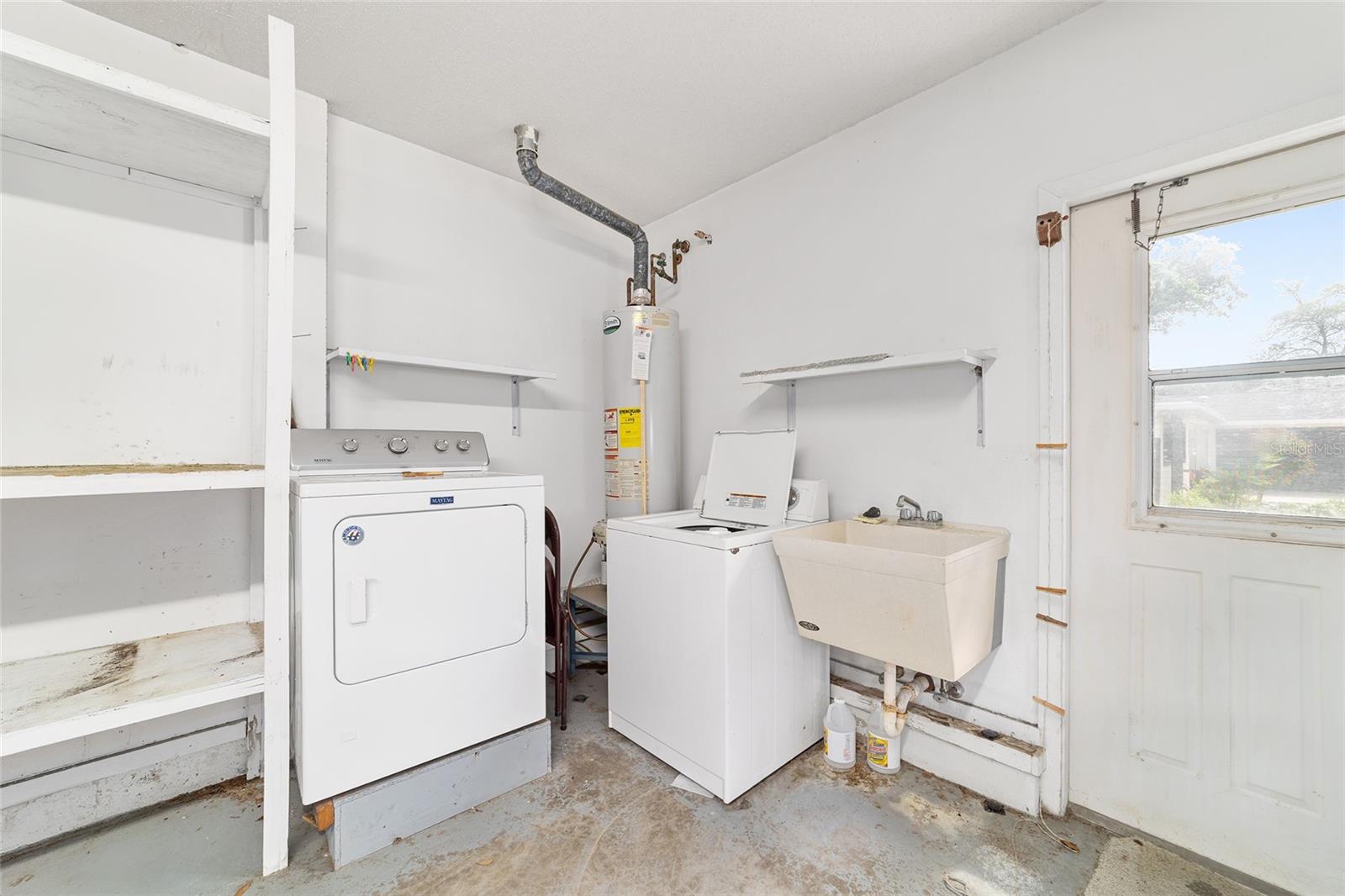 Image 24 of 76 For 2701 36th Street