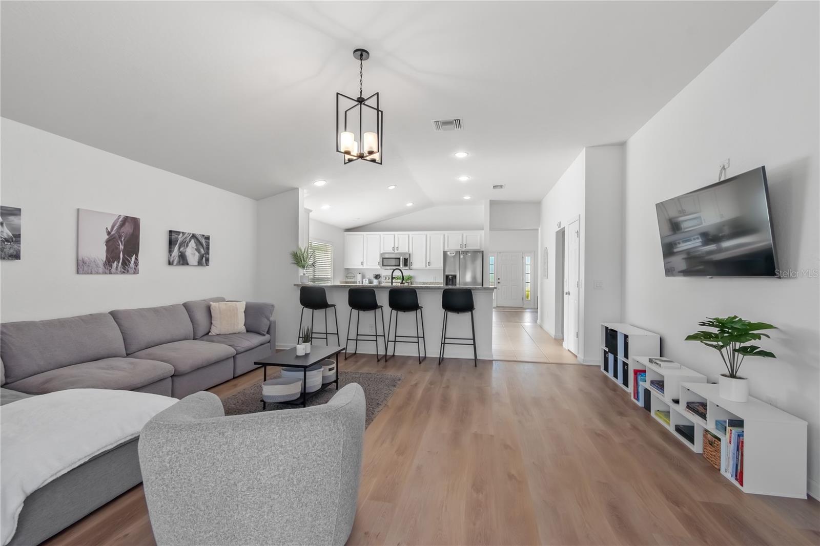 Image 18 of 50 For 4923 40th Lane