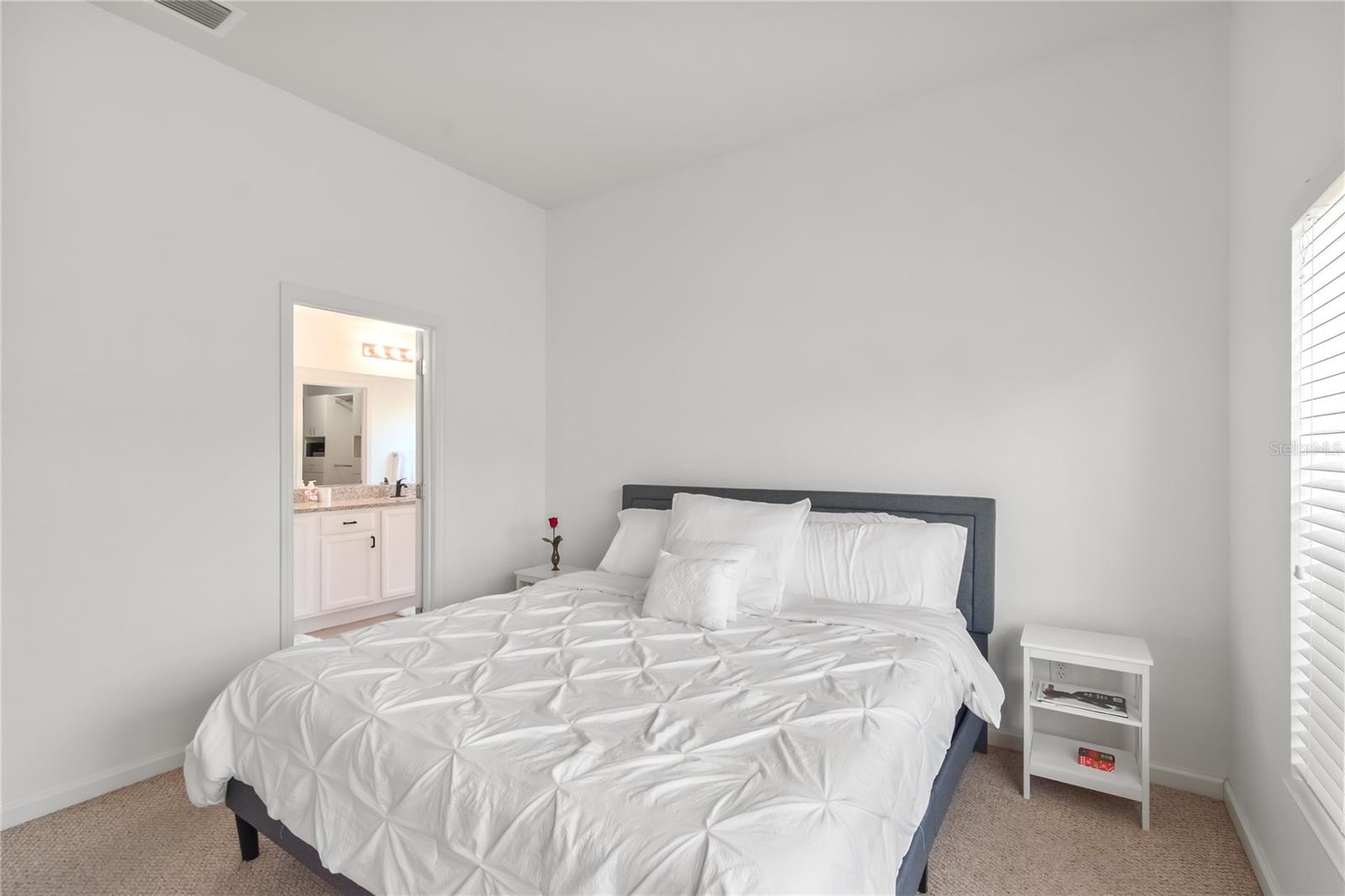 Image 21 of 50 For 4923 40th Lane