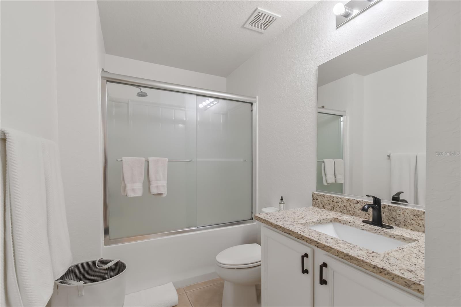 Image 26 of 50 For 4923 40th Lane