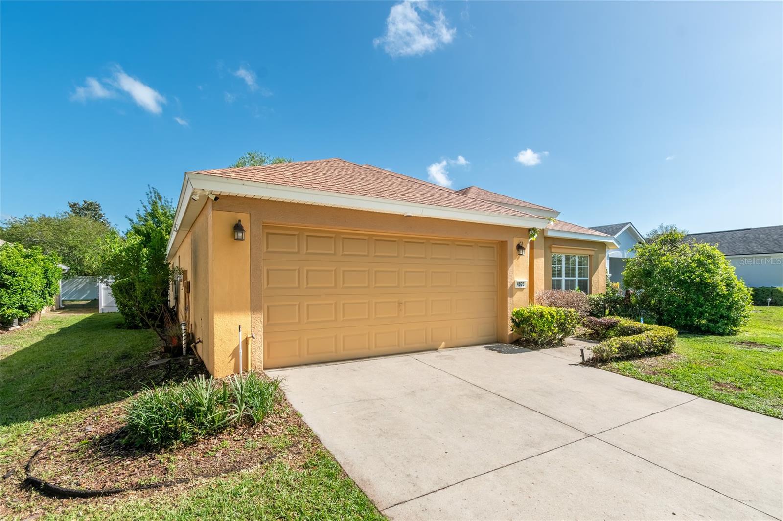 Image 4 of 50 For 4923 40th Lane