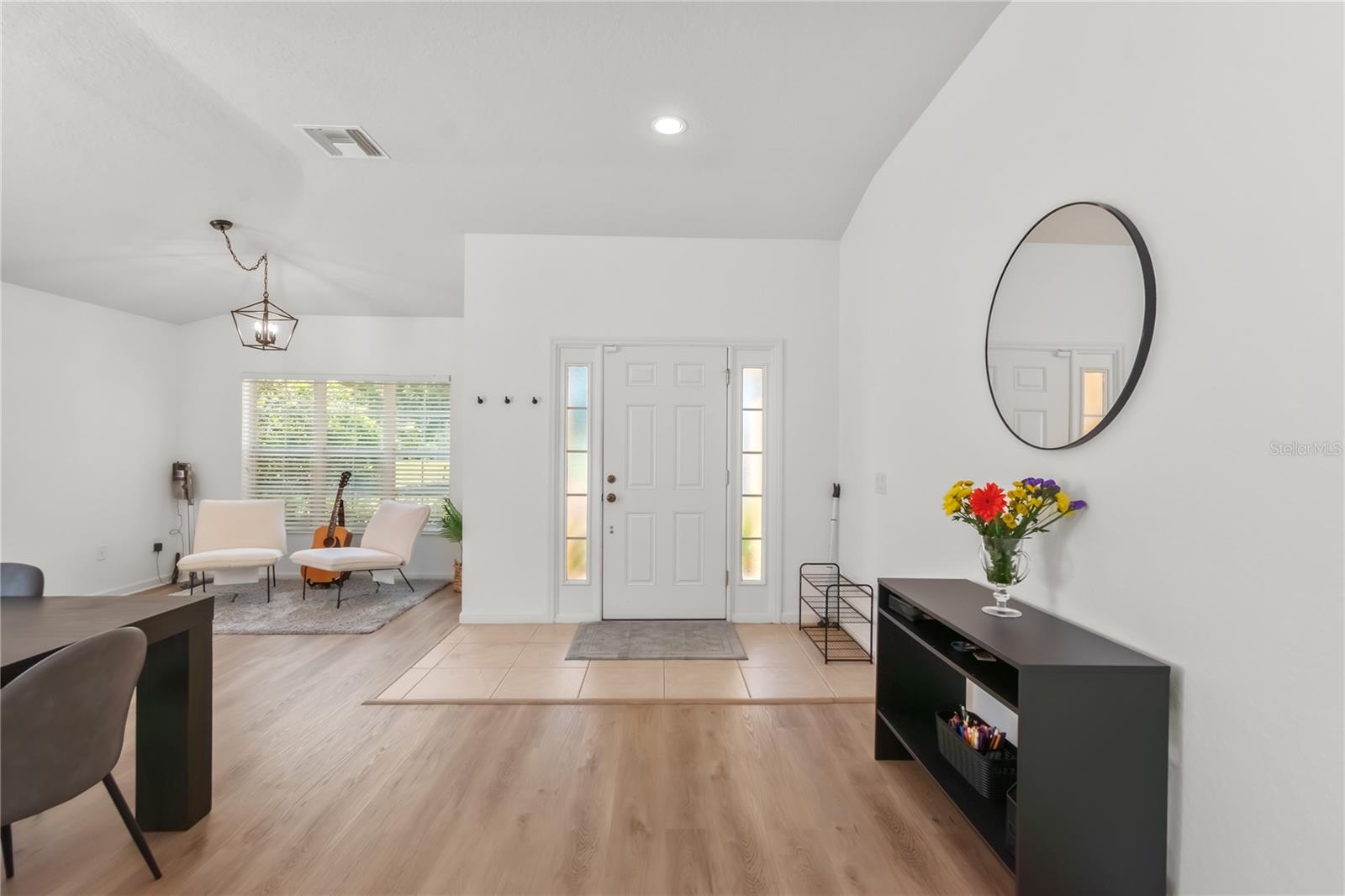 Image 7 of 50 For 4923 40th Lane