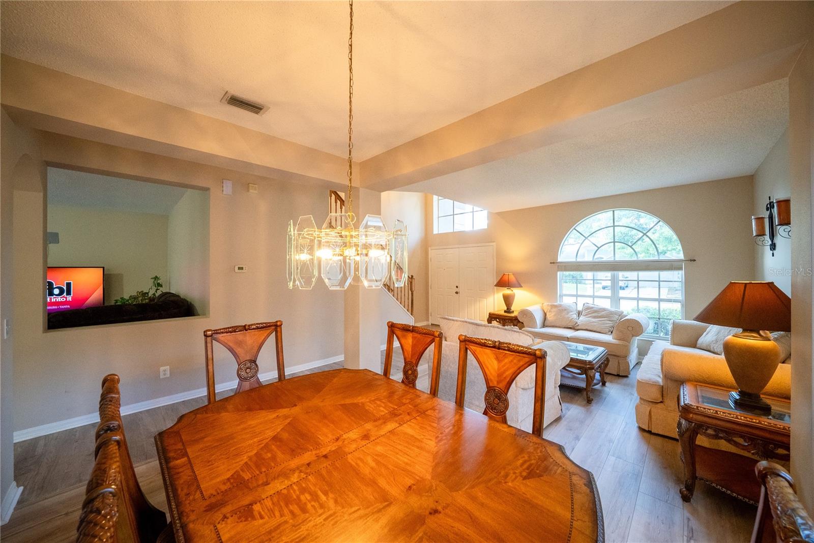 Image 11 of 67 For 10526 Beneva Drive