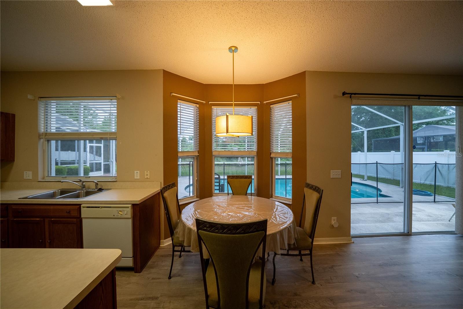 Image 16 of 67 For 10526 Beneva Drive