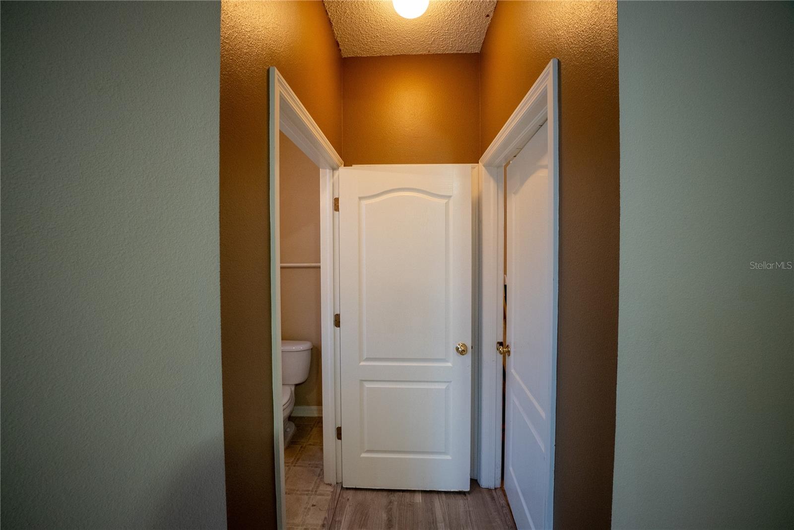 Image 21 of 67 For 10526 Beneva Drive