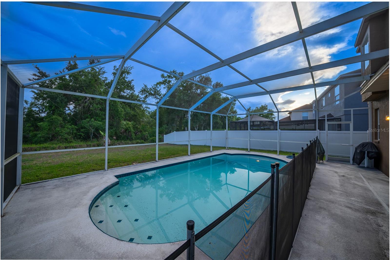 Image 29 of 67 For 10526 Beneva Drive