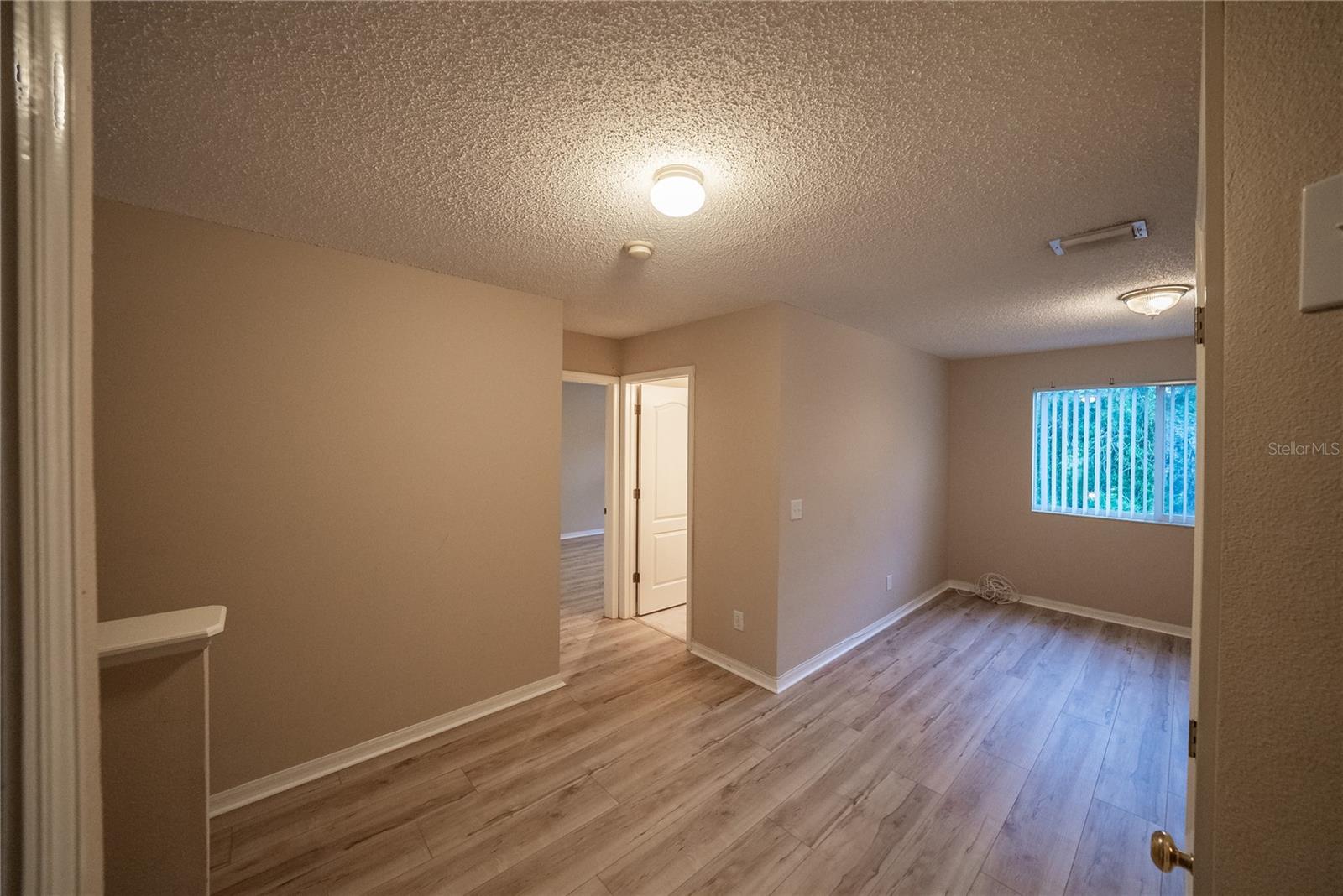 Image 39 of 67 For 10526 Beneva Drive