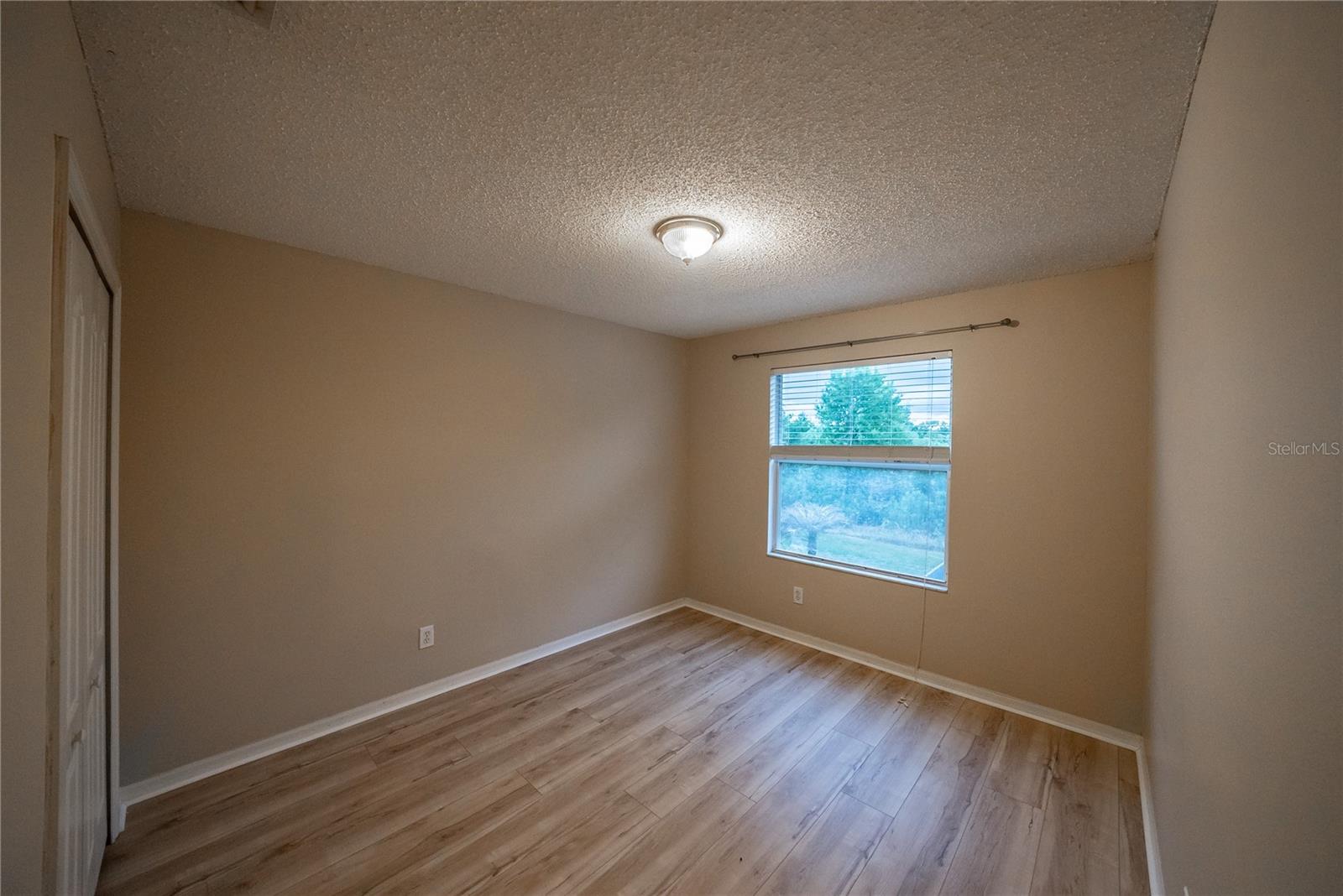 Image 40 of 67 For 10526 Beneva Drive