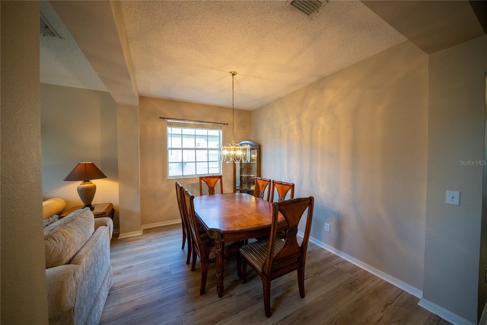 Image 9 of 67 For 10526 Beneva Drive