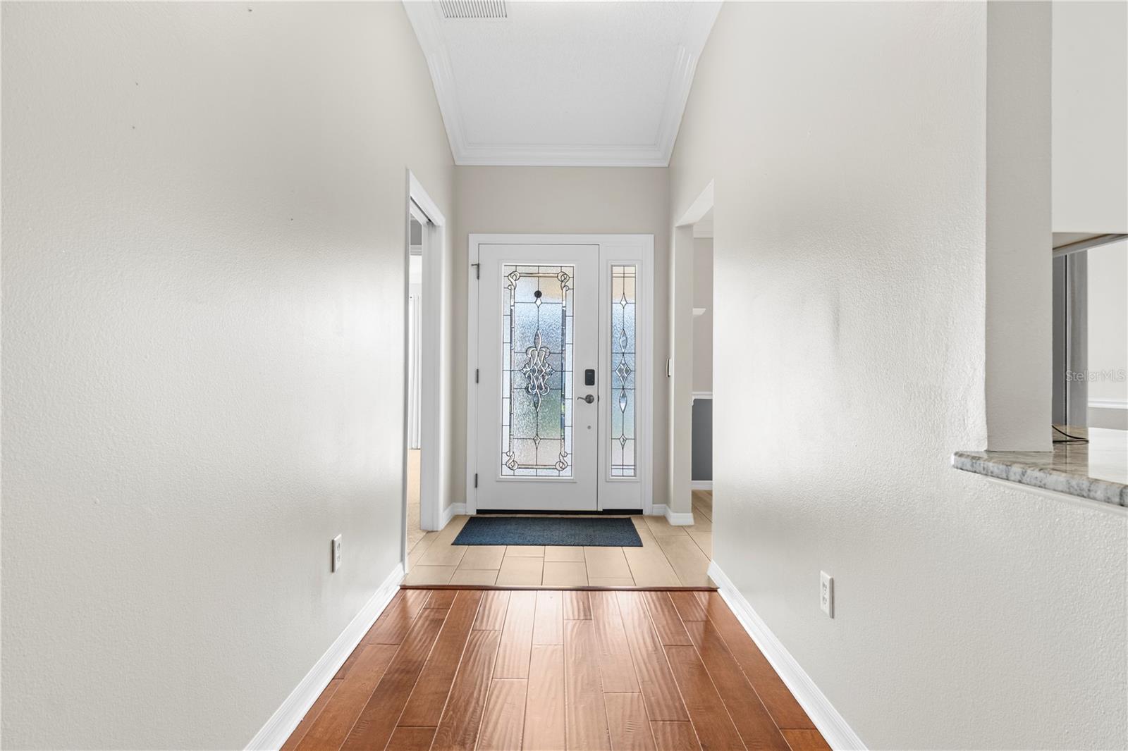 Image 5 of 45 For 589 Sherwood Street