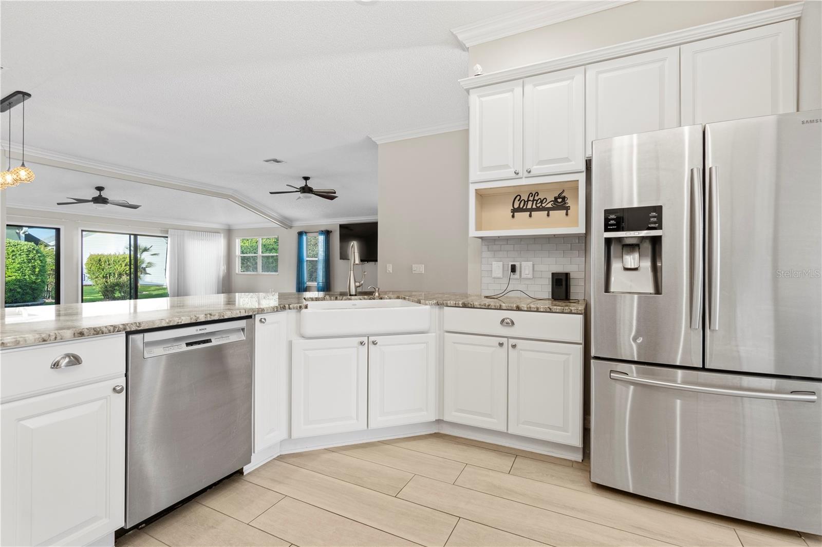 Image 9 of 45 For 589 Sherwood Street