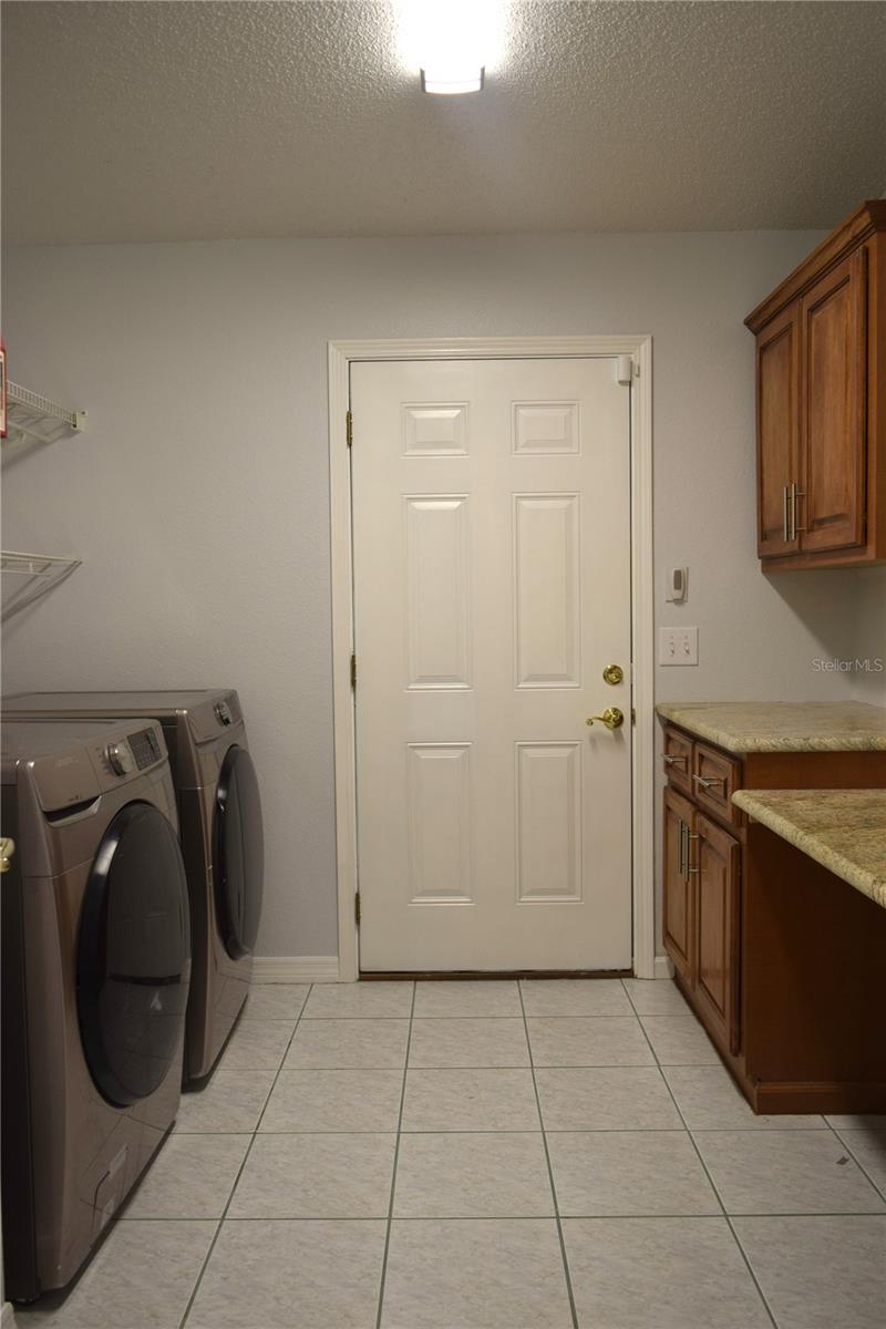 Image 21 of 26 For 710 Cortez Avenue