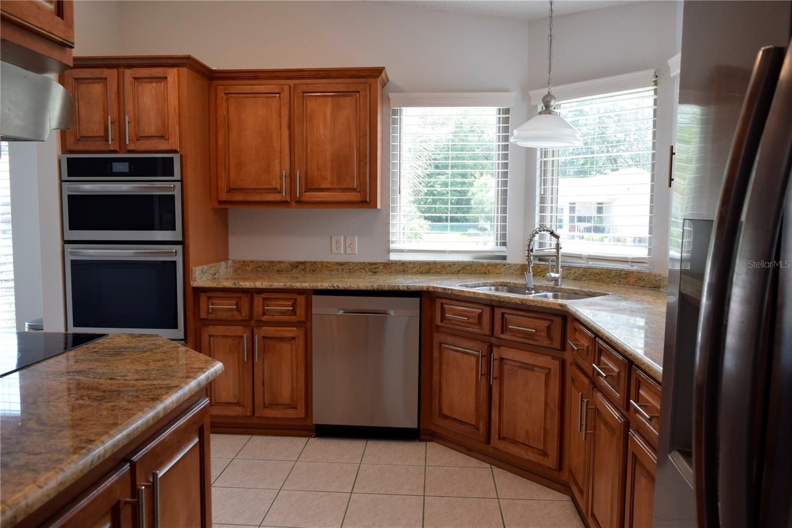 Image 6 of 26 For 710 Cortez Avenue