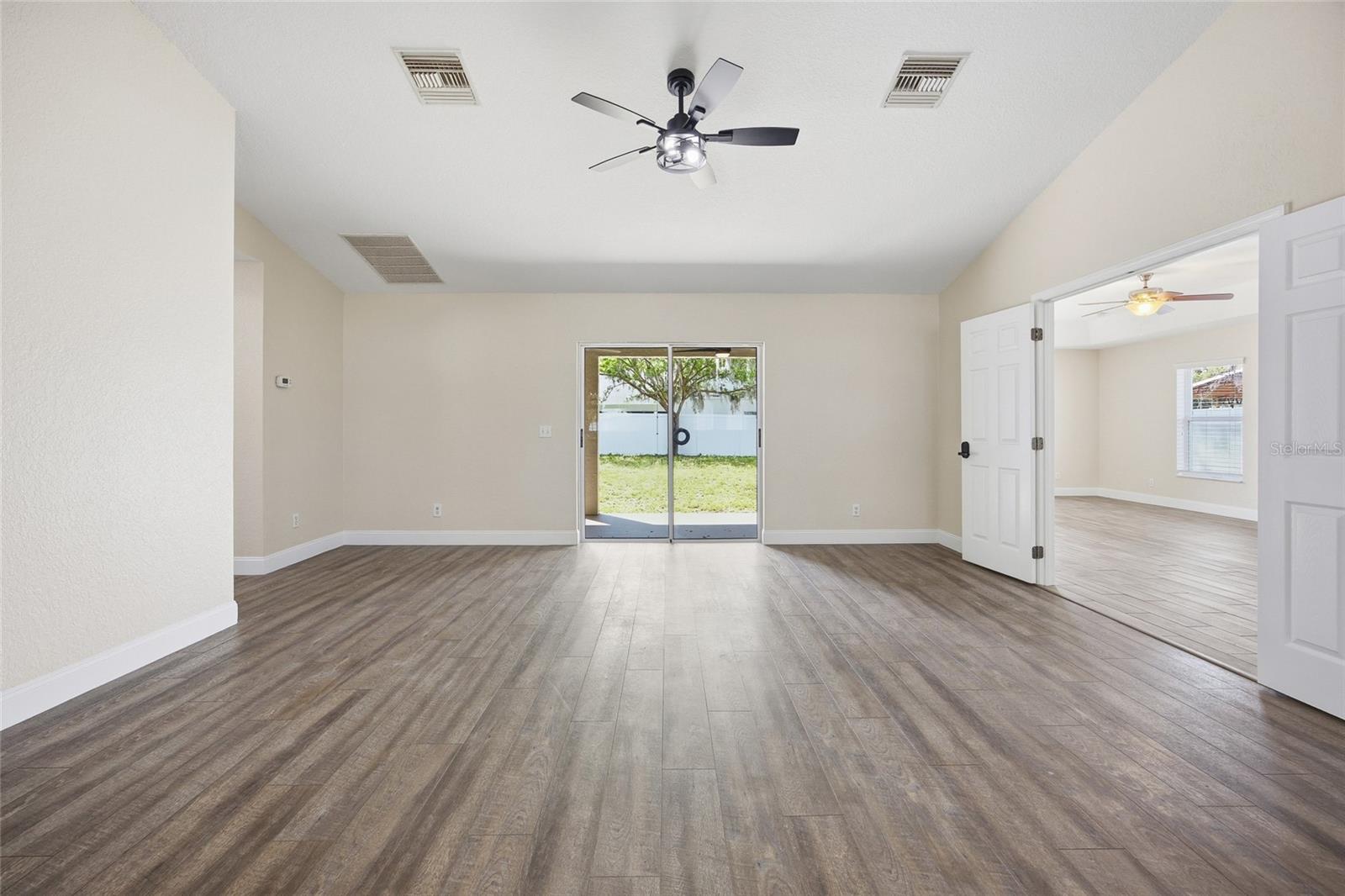 Image 10 of 30 For 10058 105th Place