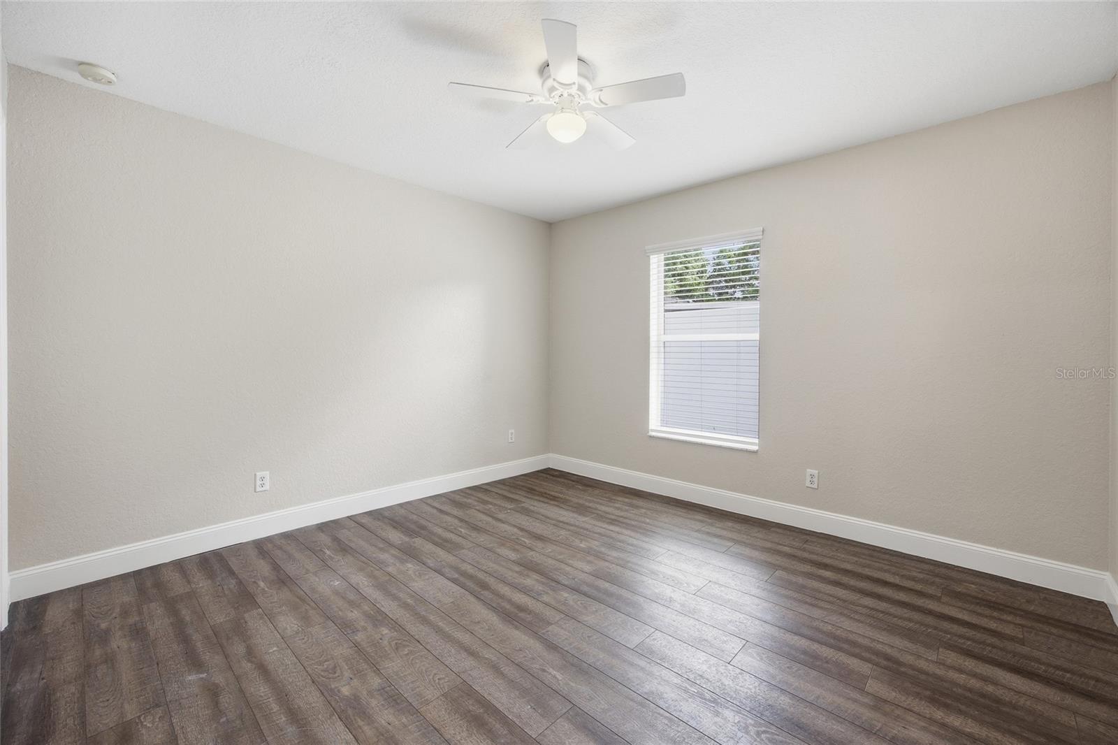 Image 12 of 30 For 10058 105th Place