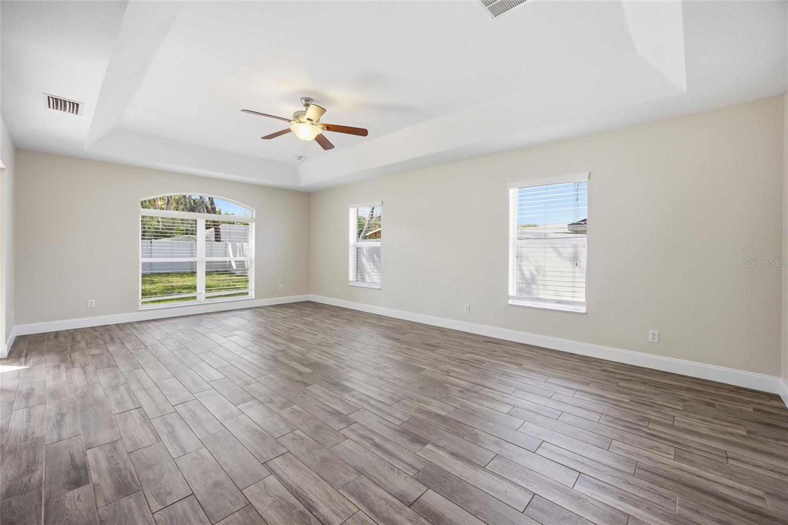 Image 17 of 30 For 10058 105th Place